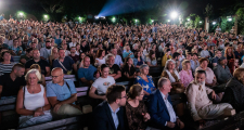 Uručenjem nagrade “Aleksandar Lifka” Anici Dobroj, Fedonu Papamihaelu i Ademiru Kenoviću svečano otvoren 31. Festival evropskog filma Palić